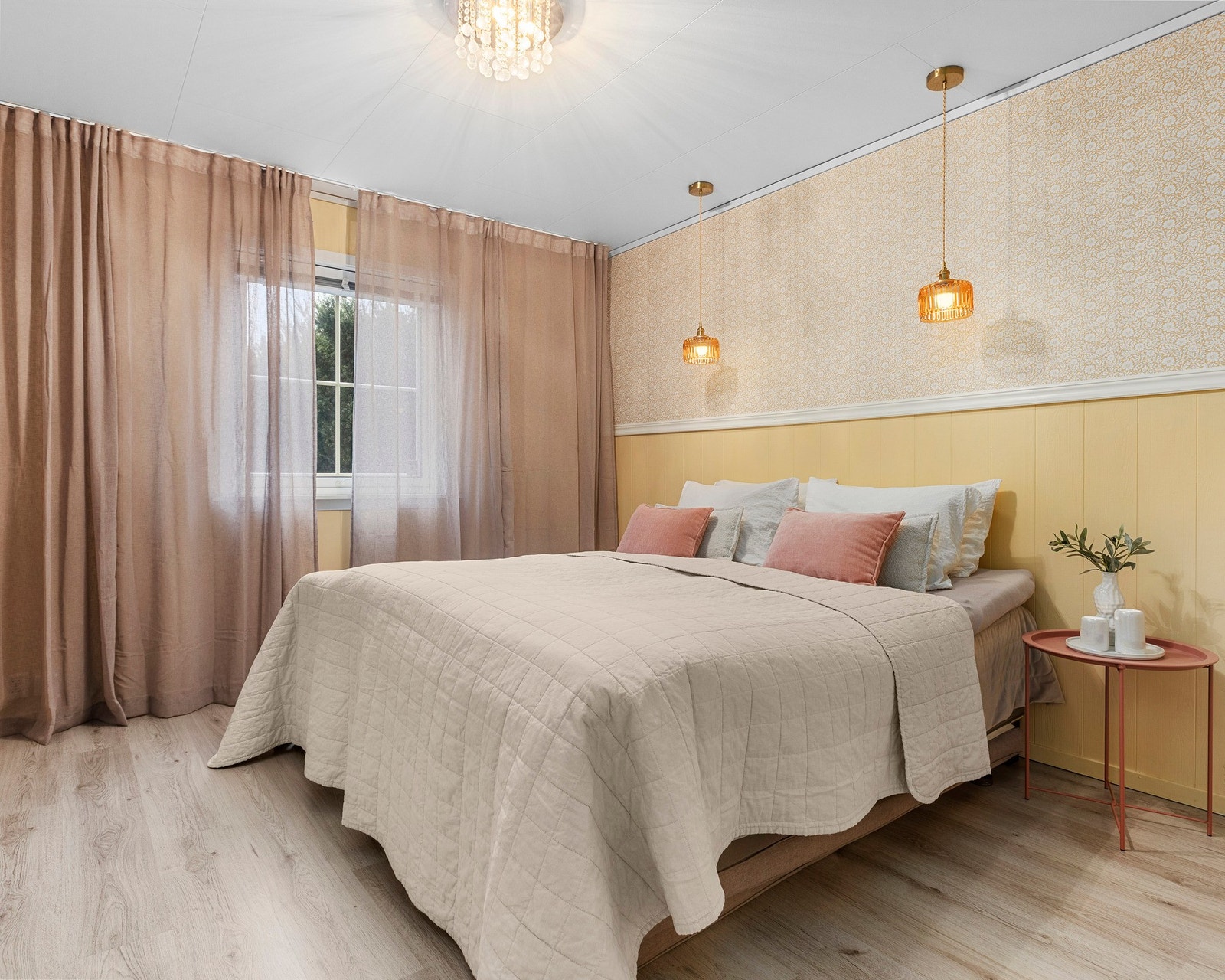 Soverom 1 nede Galleribilde