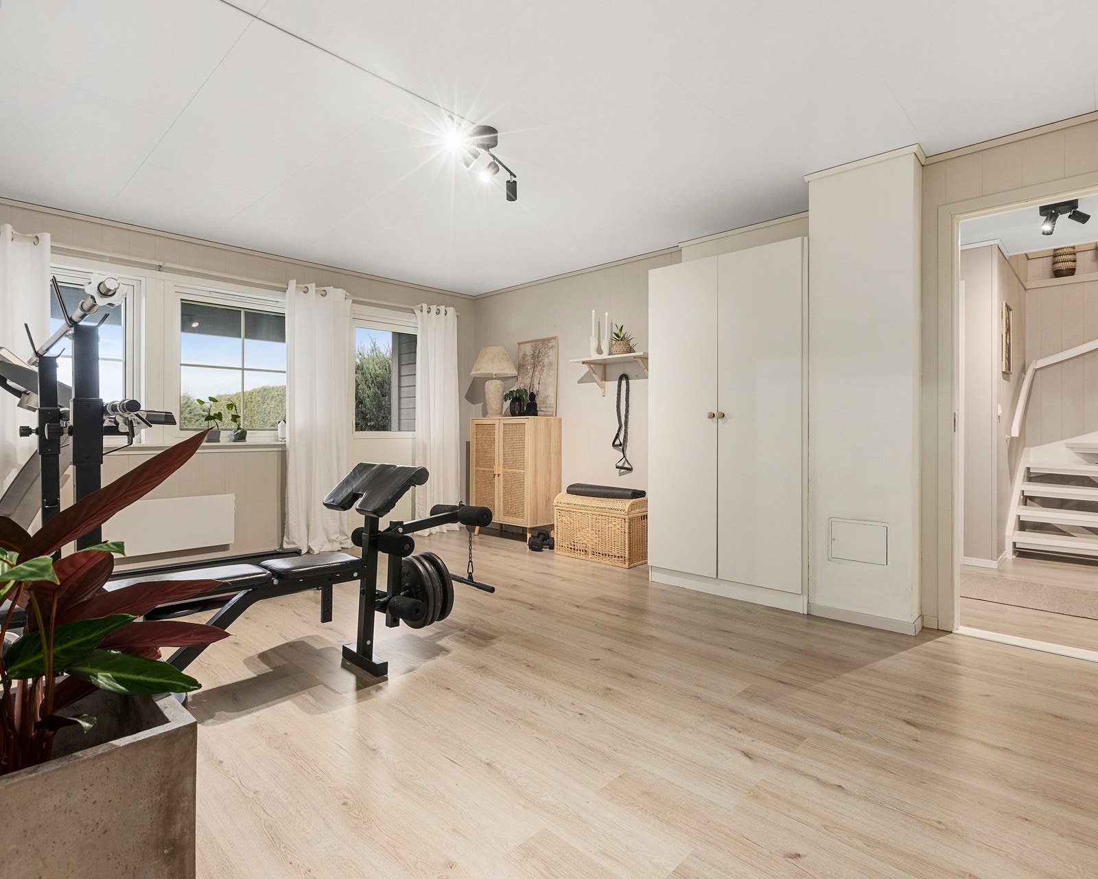 Kjellerstue, hobbyrom eller treningsrom Galleribilde