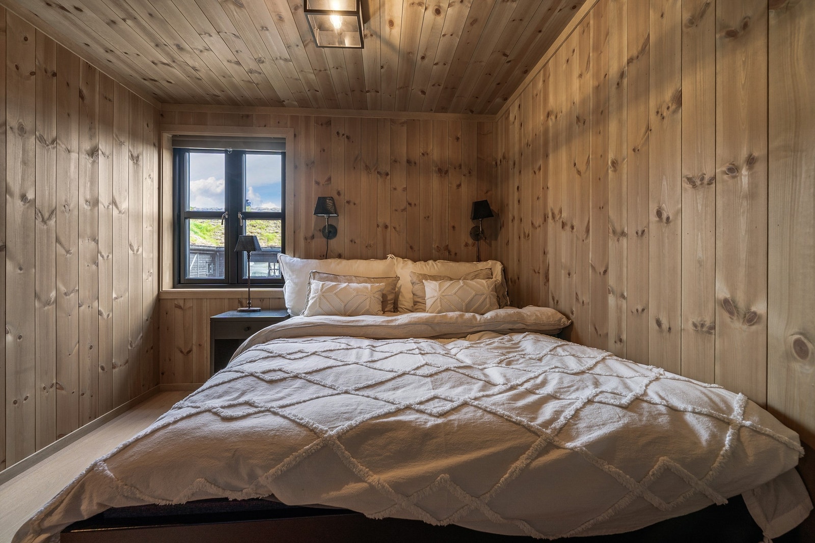 - Velkommen til Flatastøyltoppen 51 - Galleribilde