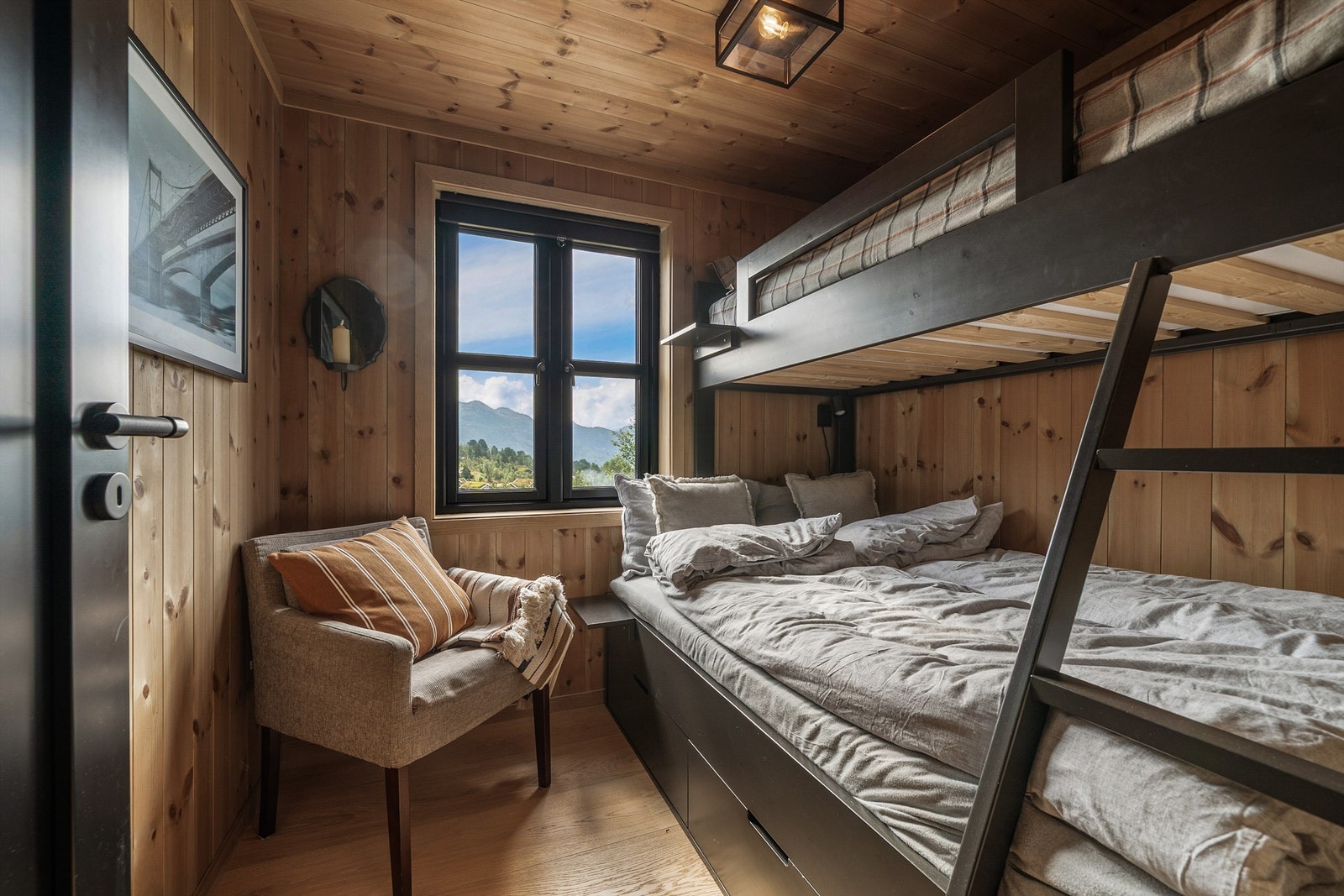 - Velkommen til Flatastøyltoppen 51 - Galleribilde