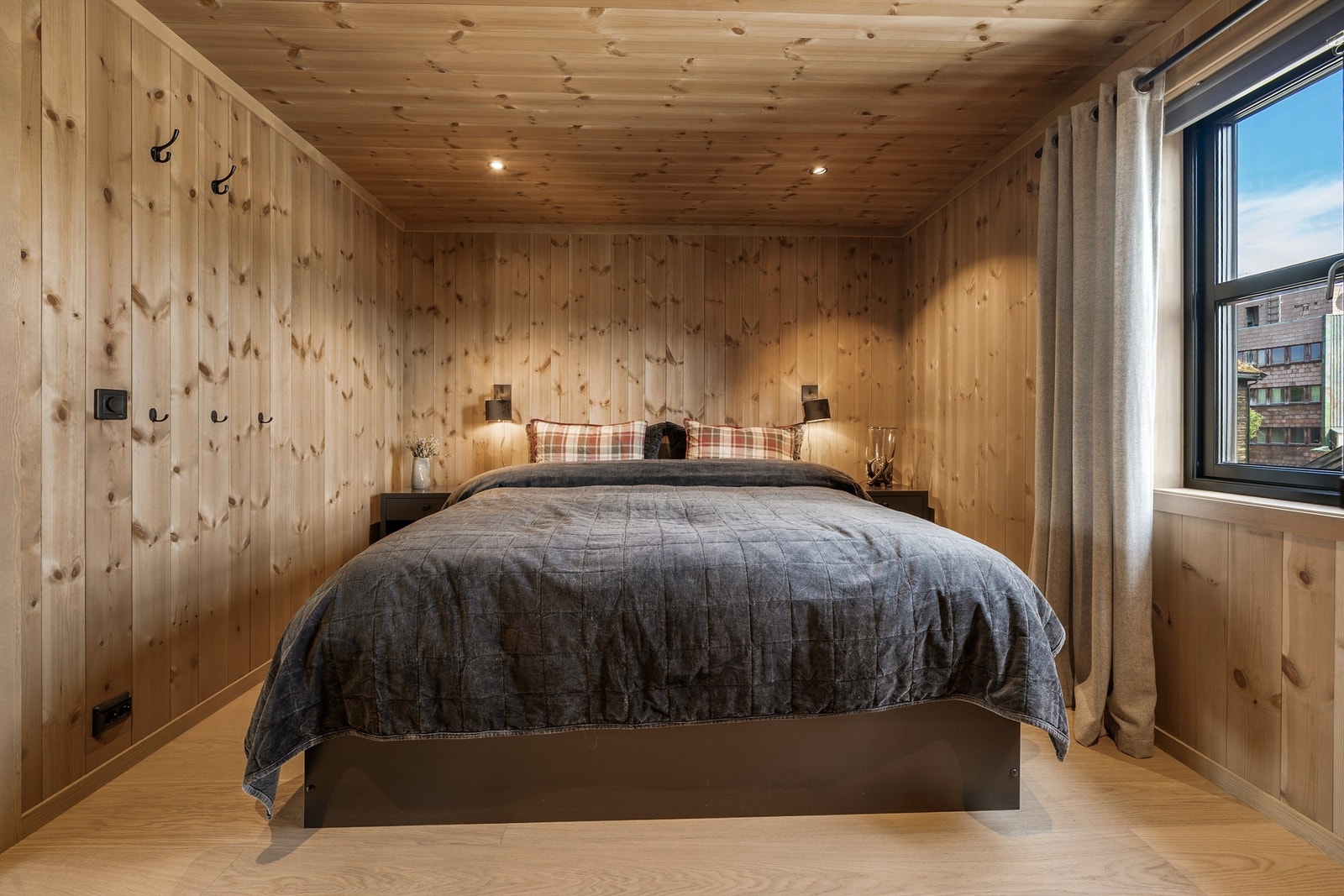 - Velkommen til Flatastøyltoppen 51 - Galleribilde