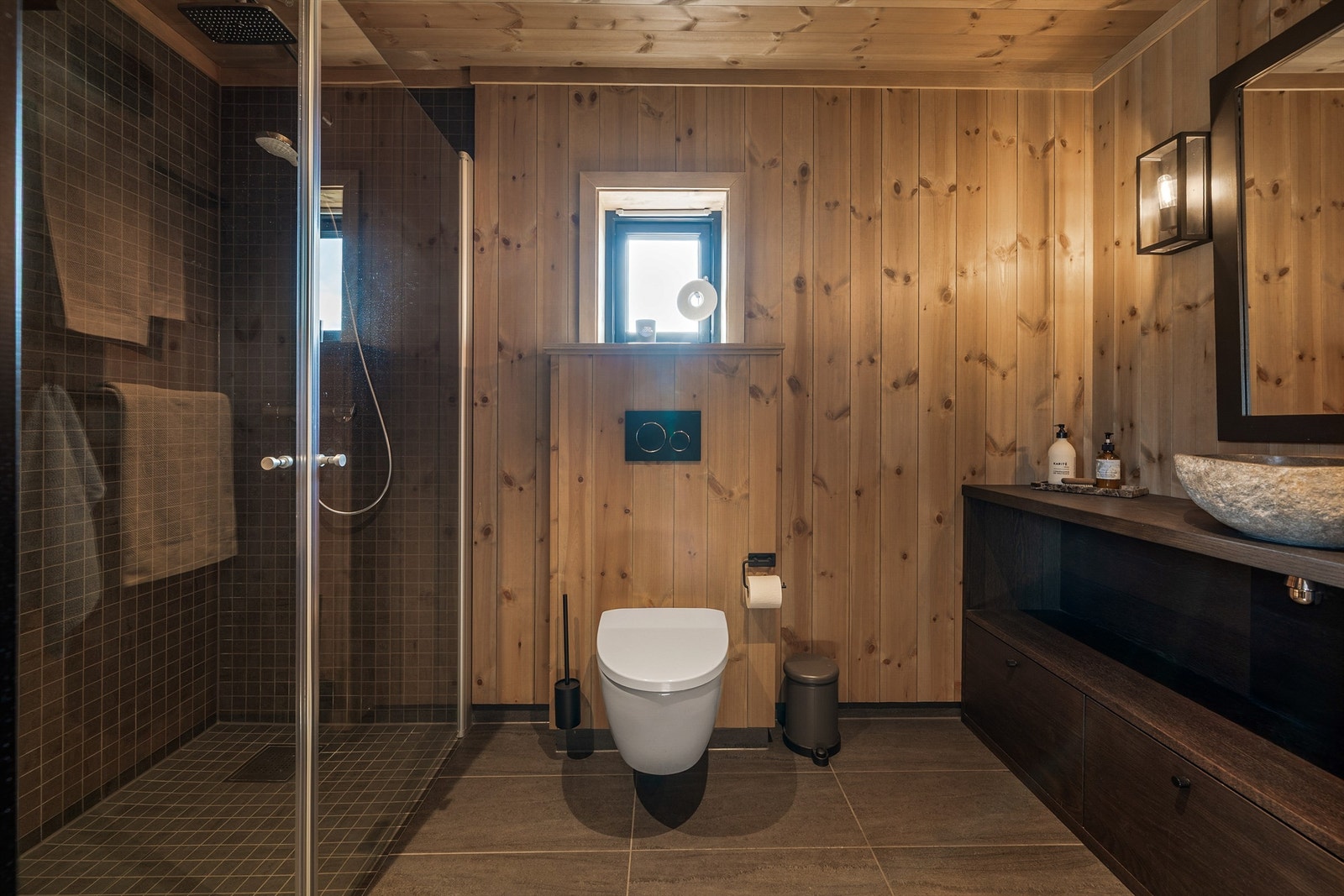 - Velkommen til Flatastøyltoppen 51 - Galleribilde