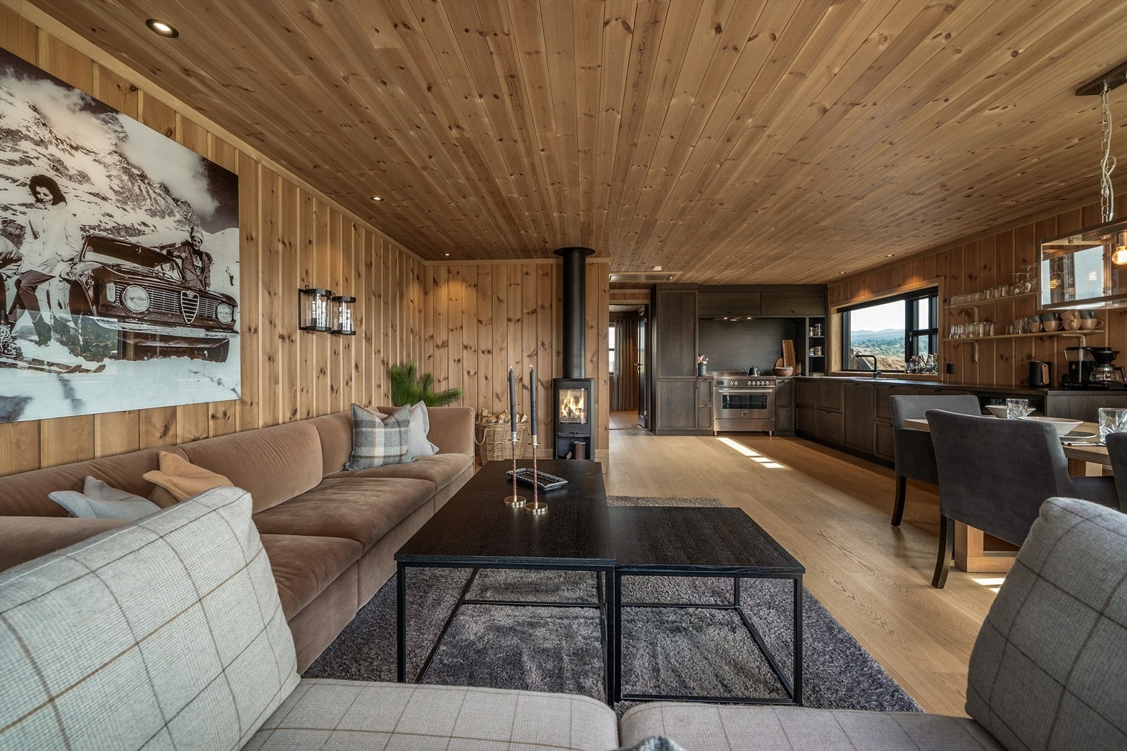 - Velkommen til Flatastøyltoppen 51 - Galleribilde