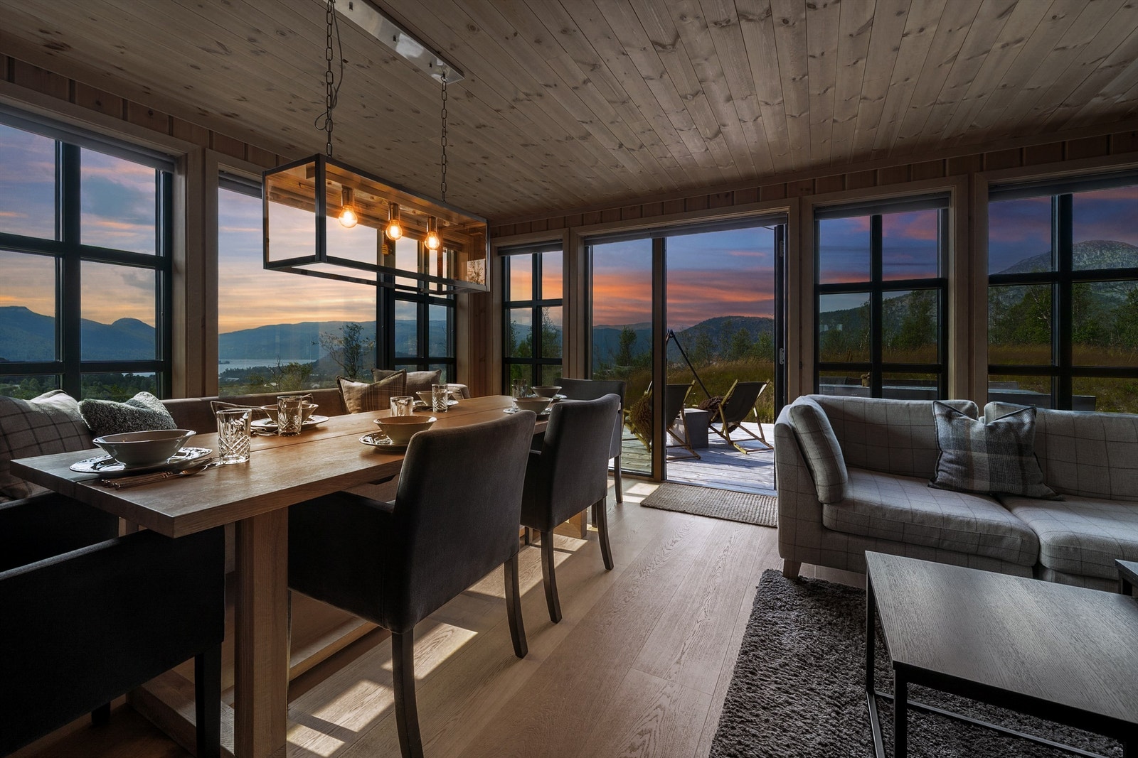 - Velkommen til Flatastøyltoppen 51 - Galleribilde