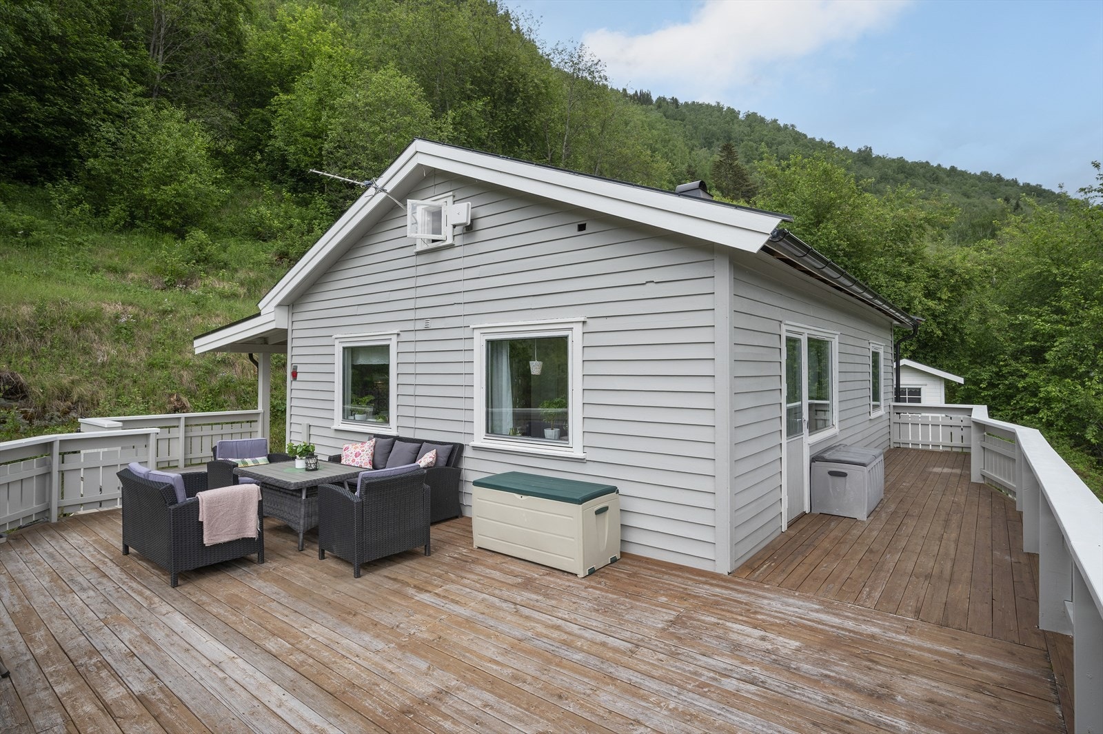 Store terrassearealer. Galleribilde