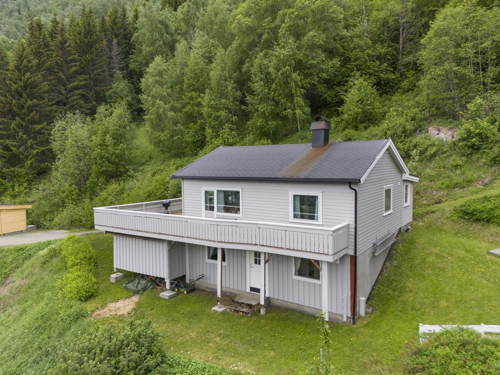 Velholdt bolig hvor det er gjennomført en del oppgraderinger. Galleribilde