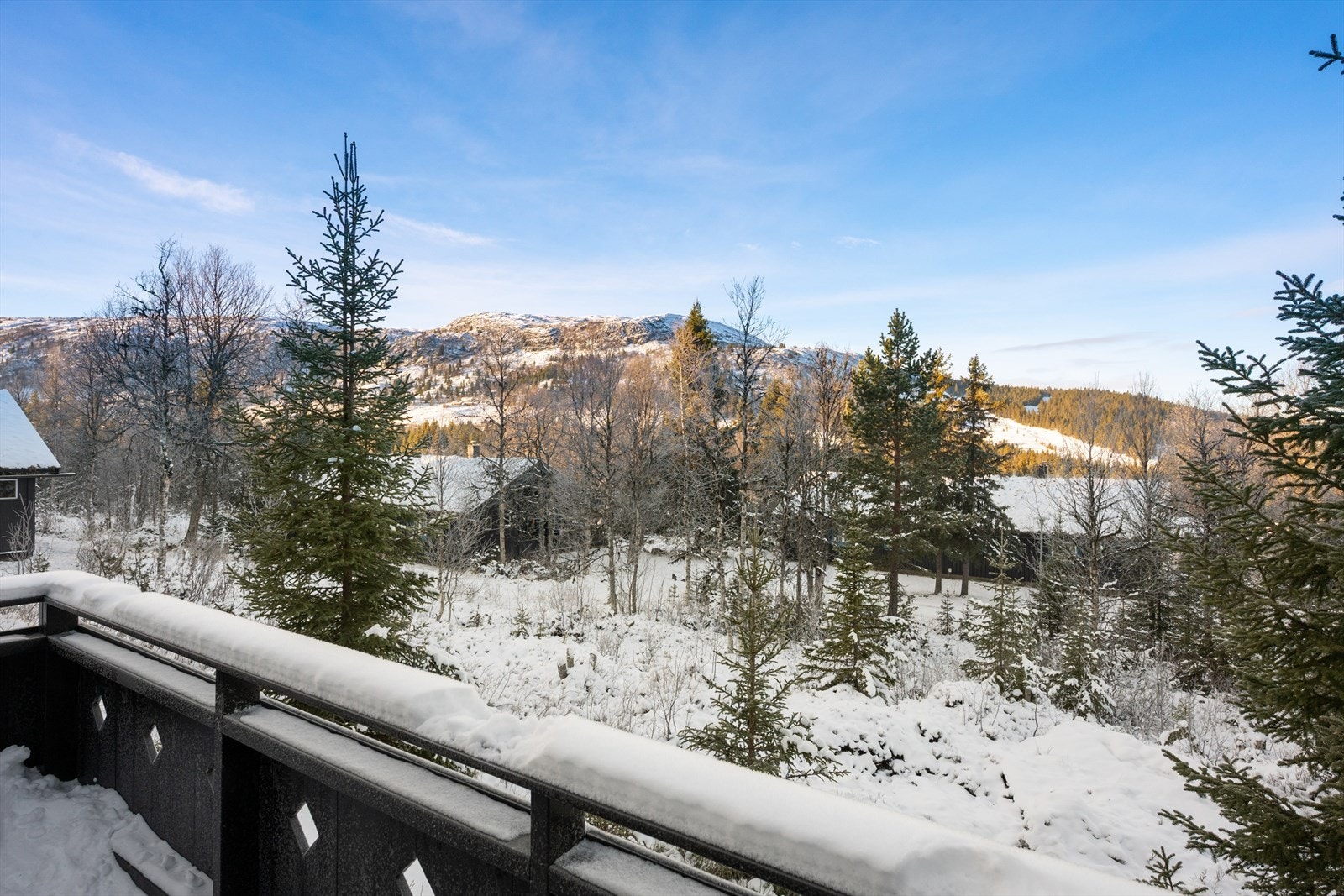 Terrassen er ca 17 kvm og ligger vendt mot nordvest. Galleribilde