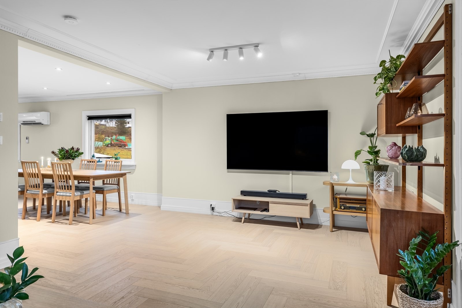 Det er lagt behagelig gulvvarme i stuedelen. Galleribilde