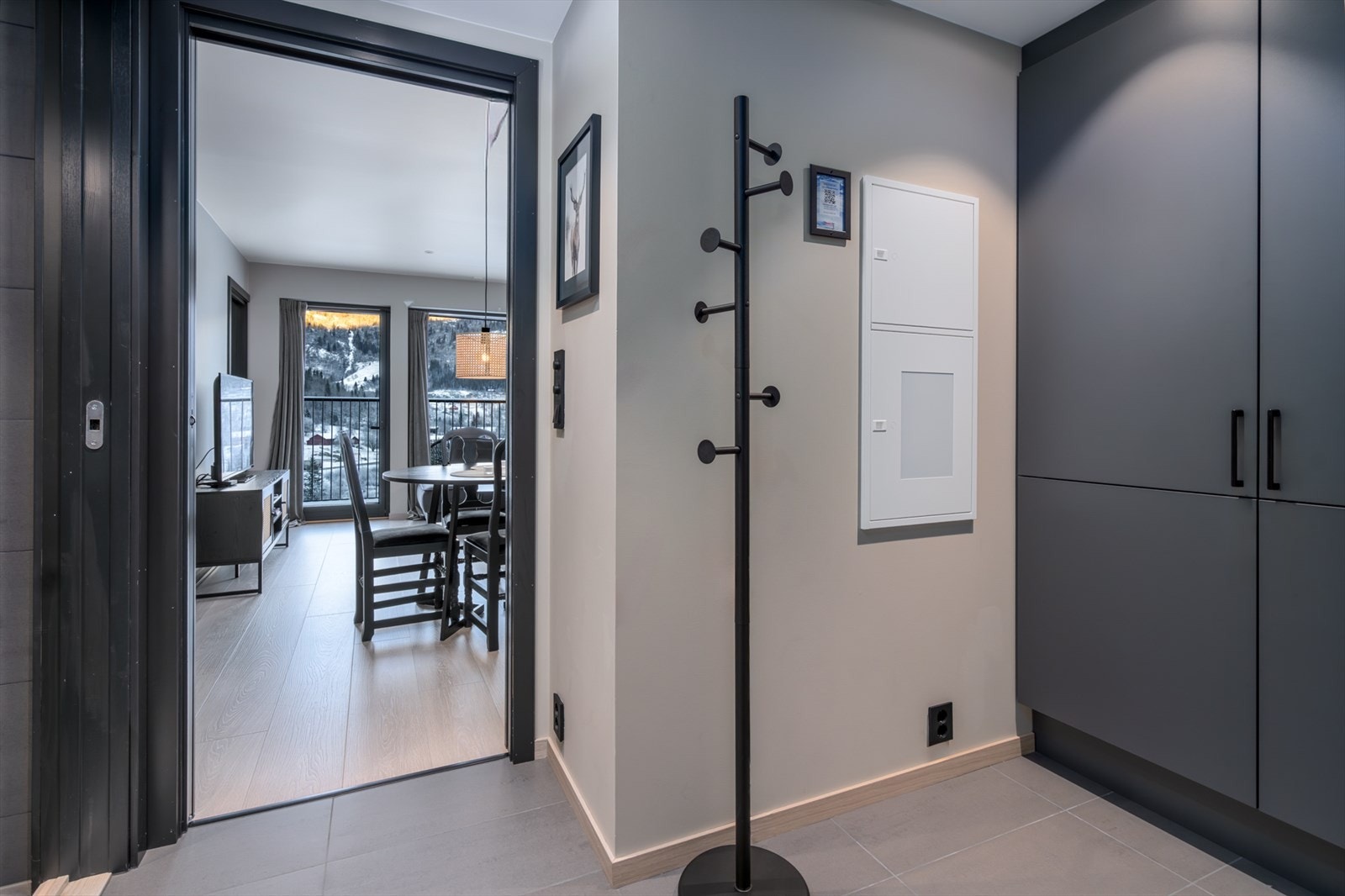 Entre har godt med skapplass Galleribilde