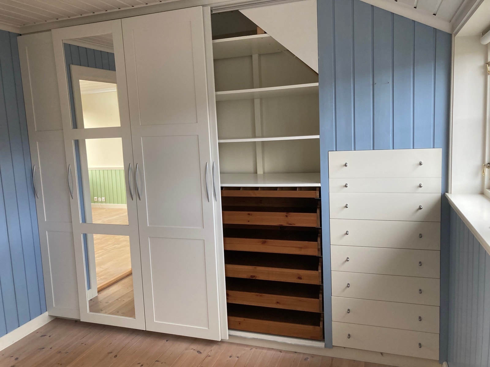 Oppbevaring Hovedsoverom Galleribilde