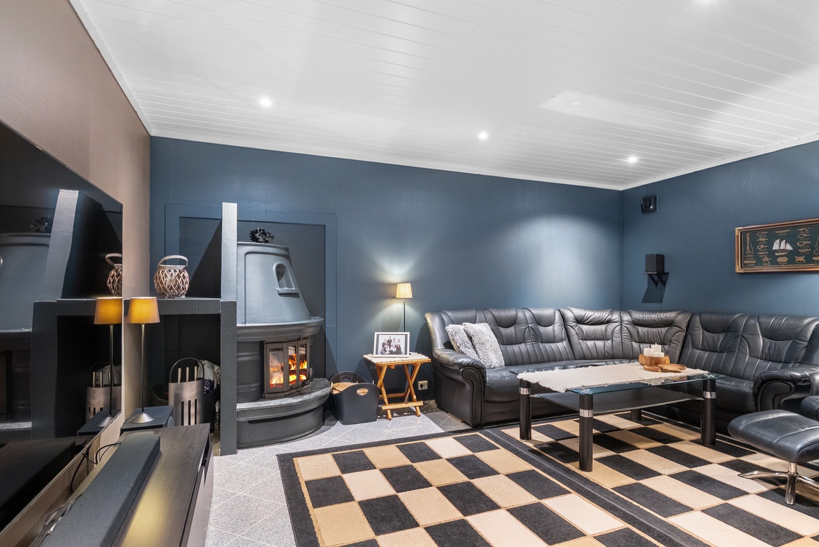 Kjellerstue/tv-stue Galleribilde