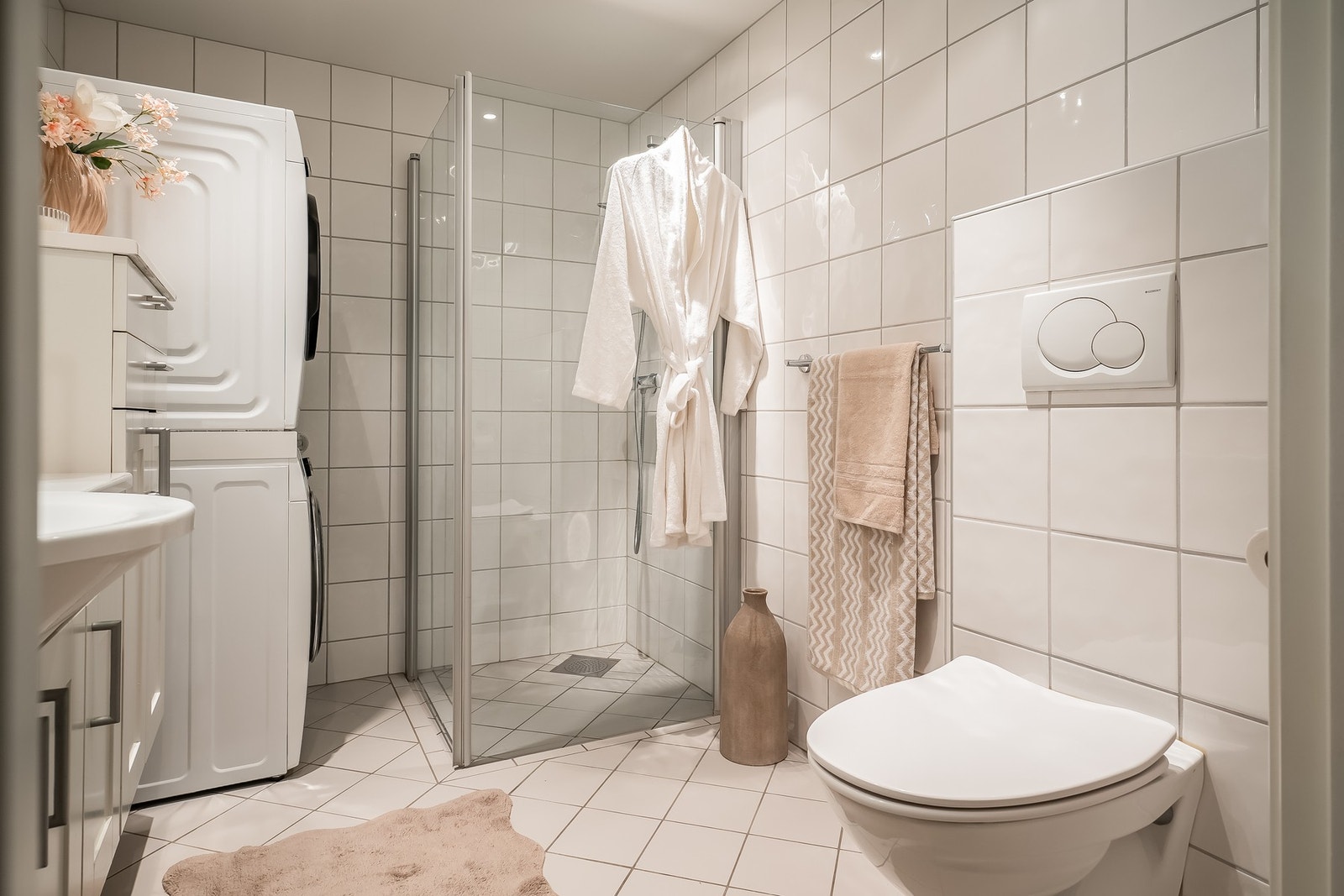 Mekanisk avtrekk og opplegg for vaskemaskin og plass for tørketrommel. Galleribilde