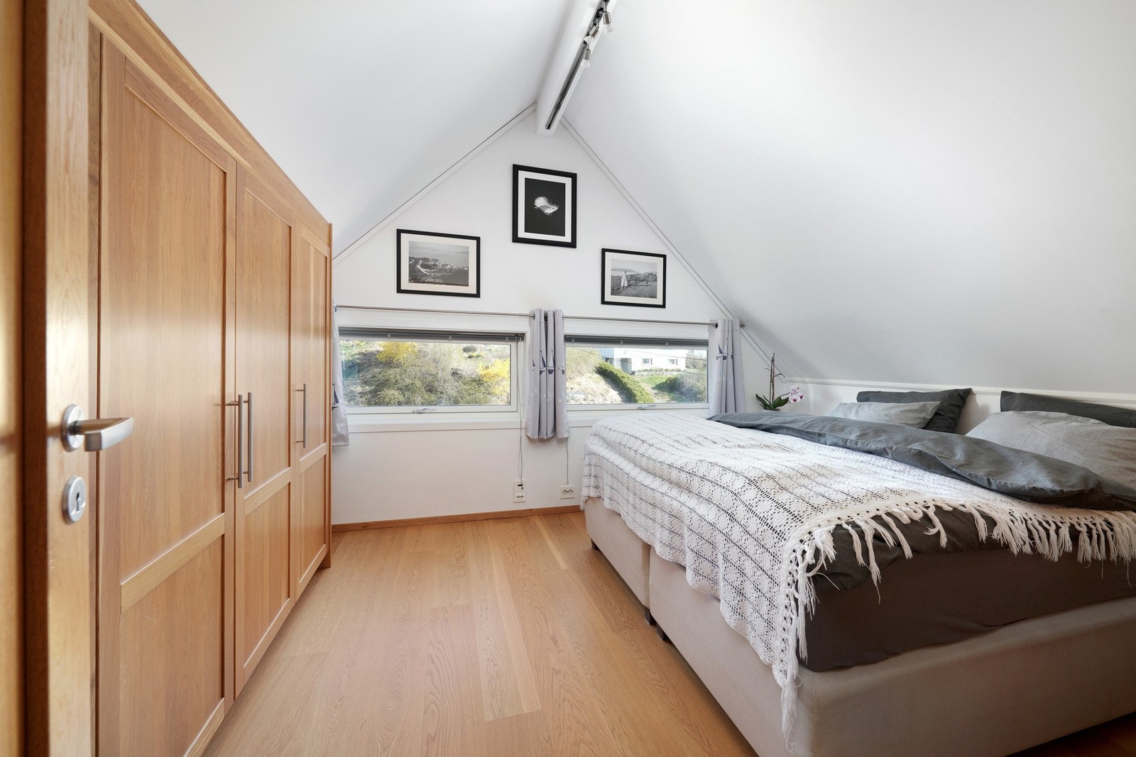 Stort og godt soverom Galleribilde