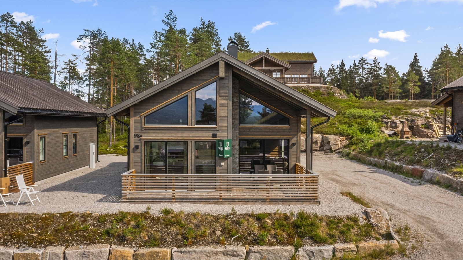 Velkommen til Vrådal! Krodalvegen 98A ligger med flott, intern beliggenhet med ski in/ ski out Galleribilde