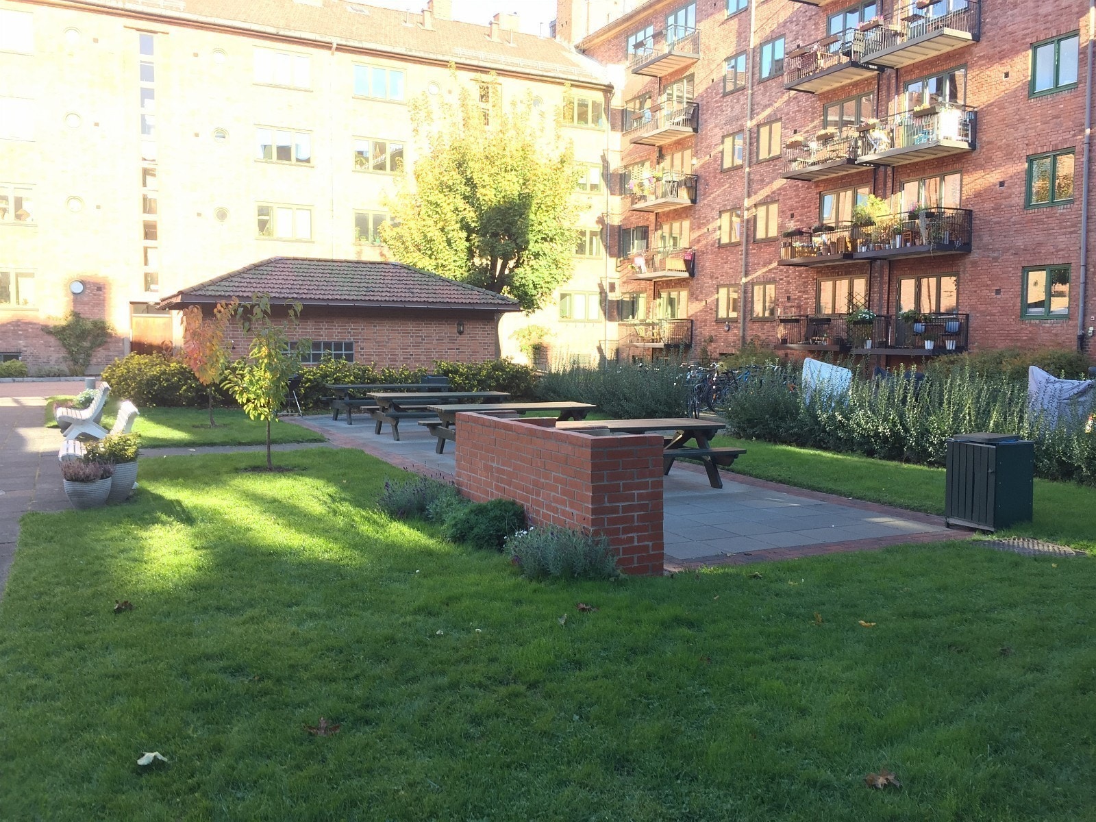 Grillmuligheter med god sitteplass Galleribilde