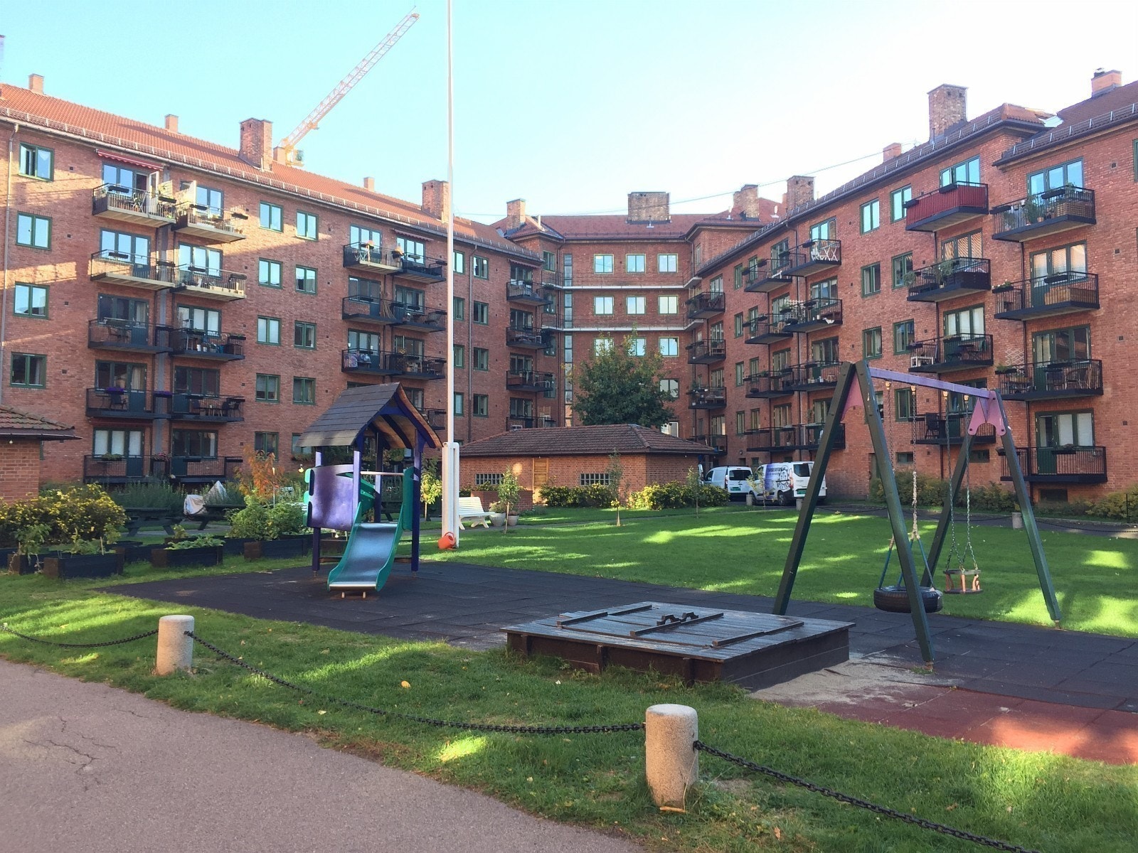 Bakgården Galleribilde