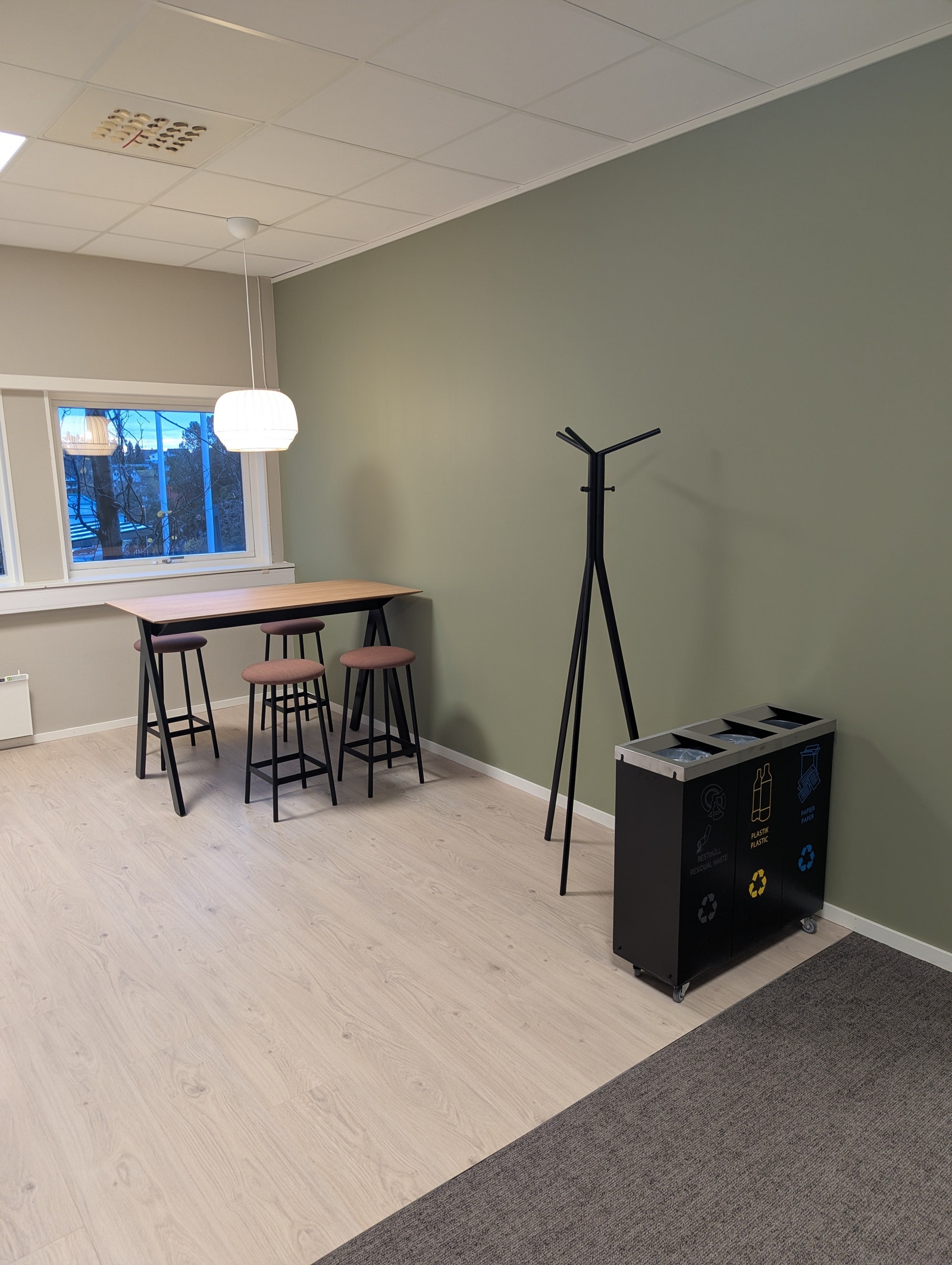 Minikjøkken kontorfellesskap Galleribilde