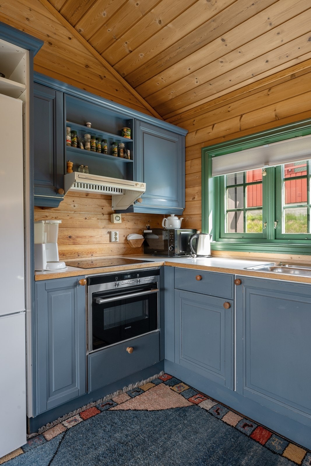 Det er dels integrerte hvitevarer. Galleribilde