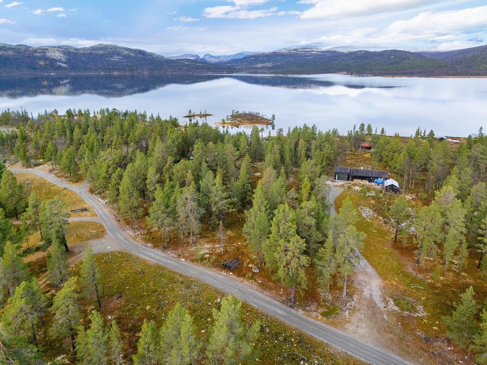 Eiendomsmegler 1 v/Unni Rolstad presenterer tomt i Hovdvegen 256 på Kvamsfjellet! Foto: Ivar Flagestad. Galleribilde