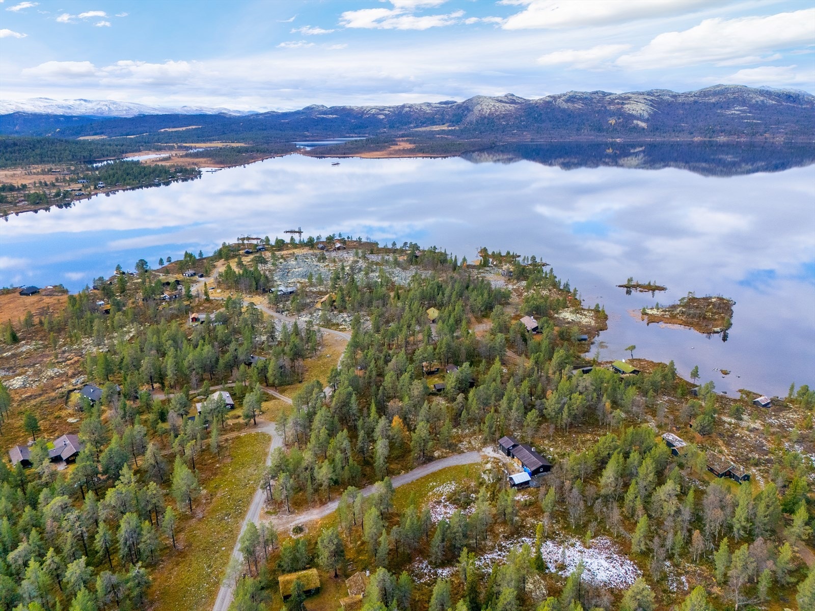 Kvamsfjellet byr på fantastiske muligheter for fotturer, sykling, fiske og langrenn. Galleribilde