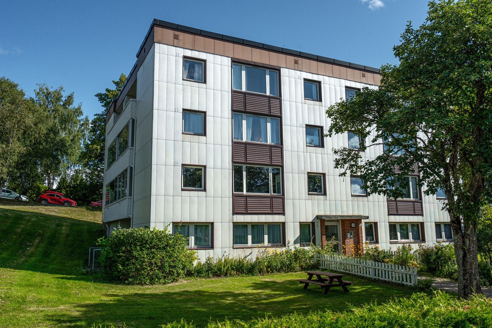 Øvre Grorud brl. Varmt vann, fyring og internett er inkl. i felleskostnadene. Galleribilde
