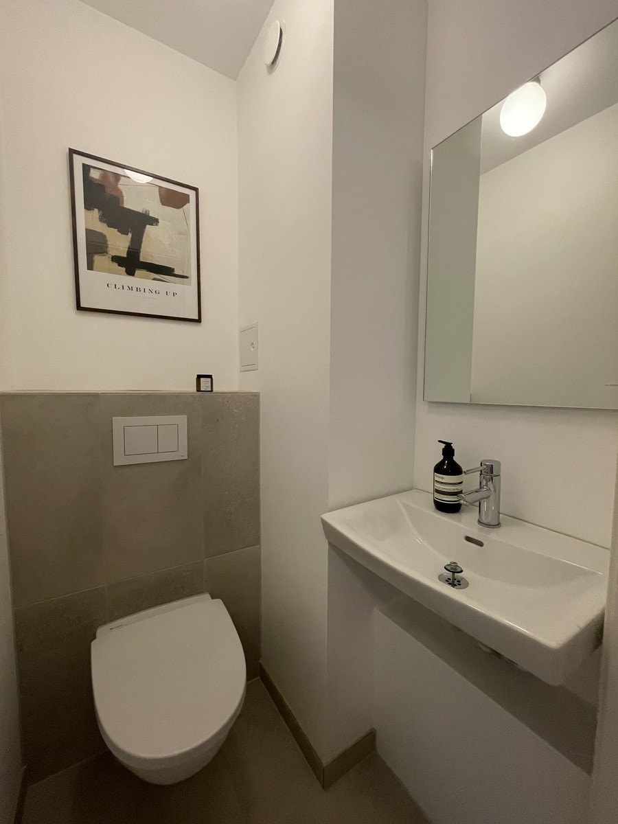 Toalettrom Galleribilde