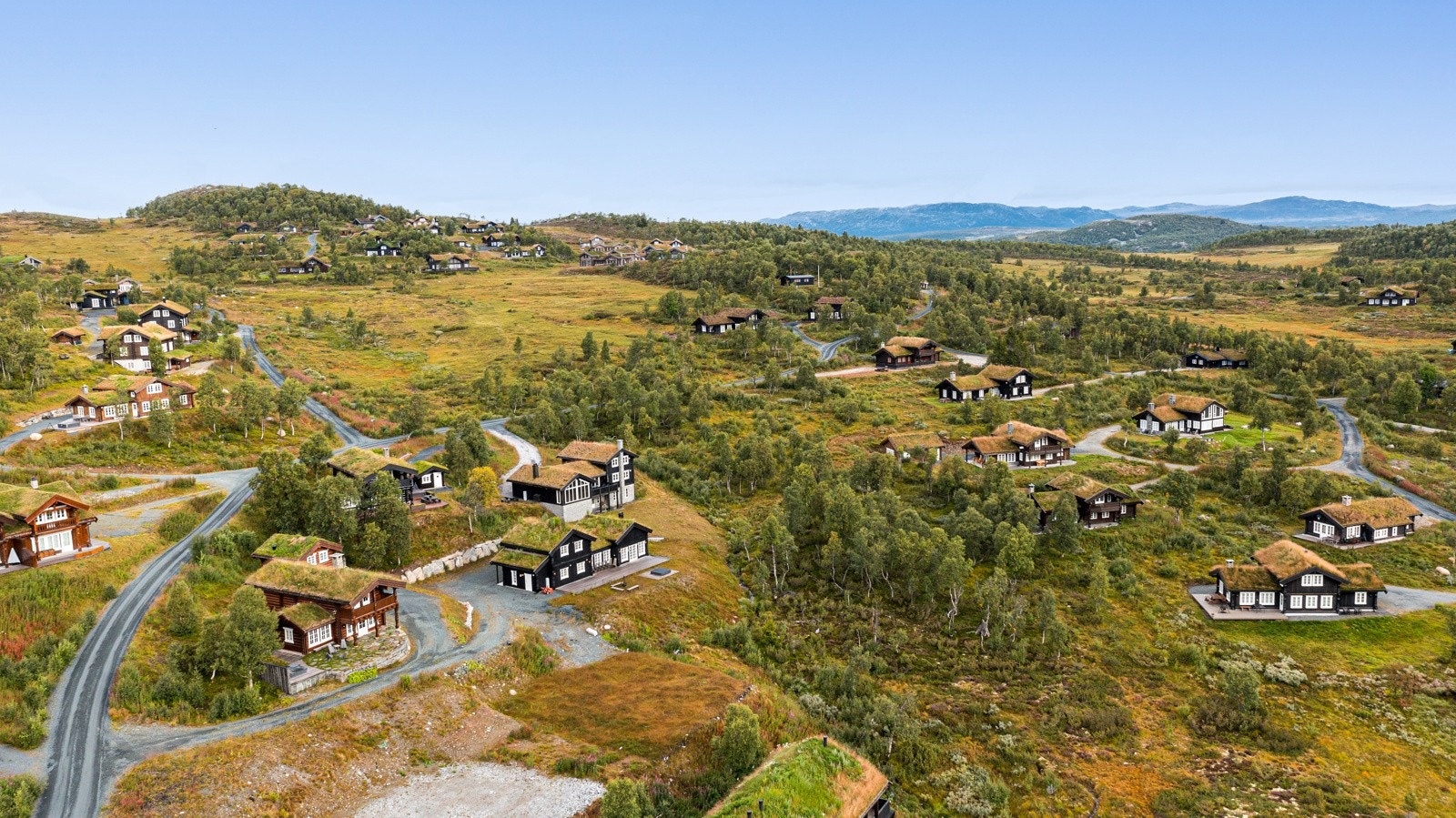 Vei, vann, avløp, fiber og strøm ligger frem til tomtegrense.Usjenert plassering fremst på feltet Galleribilde