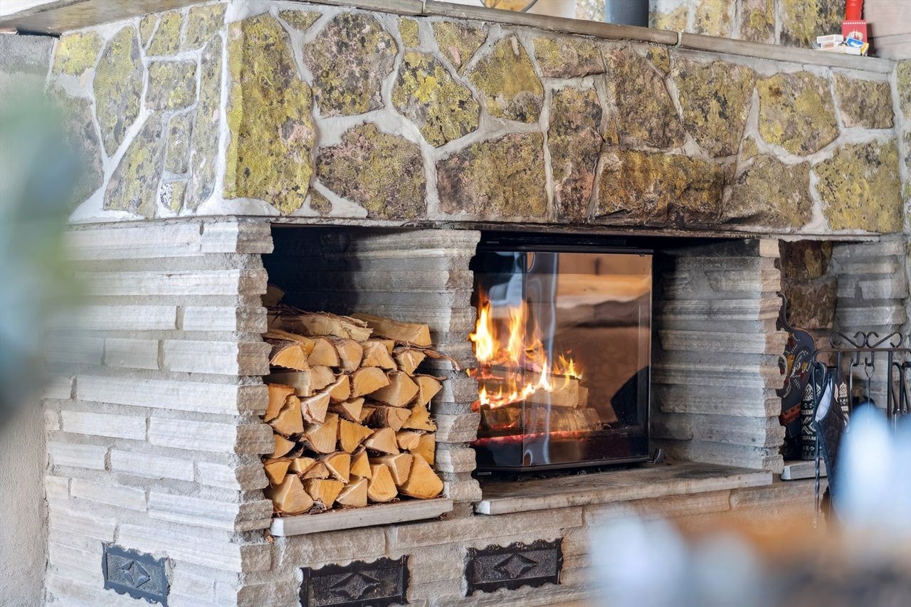 Peisovn forblendet med naturstein Galleribilde