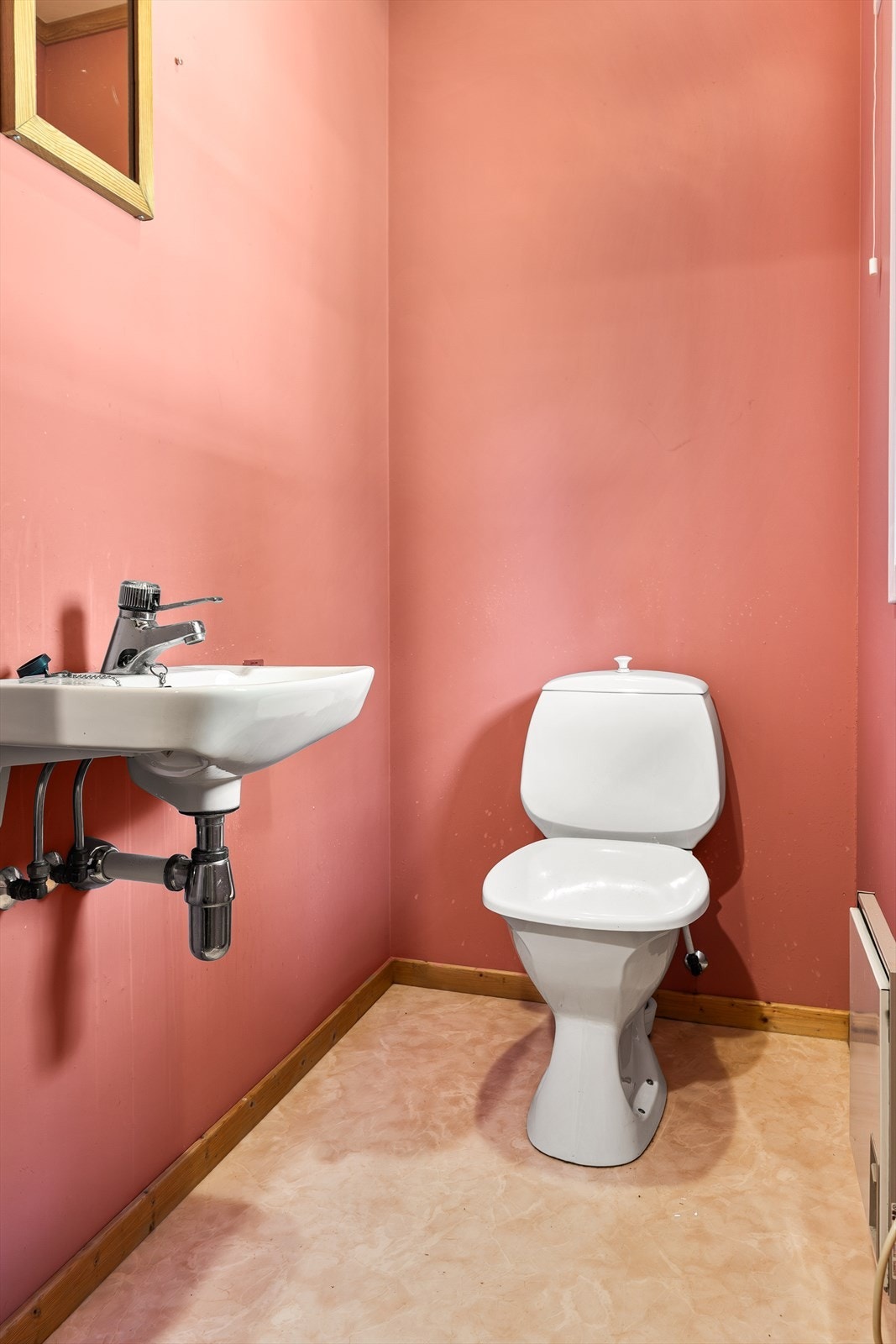 Toalettrom Galleribilde