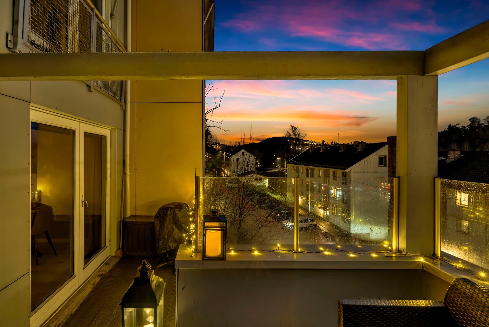 En perfekt ramme for lange sommerkvelder, lave skuldre og gode samtaler etter solnedgang. Galleribilde