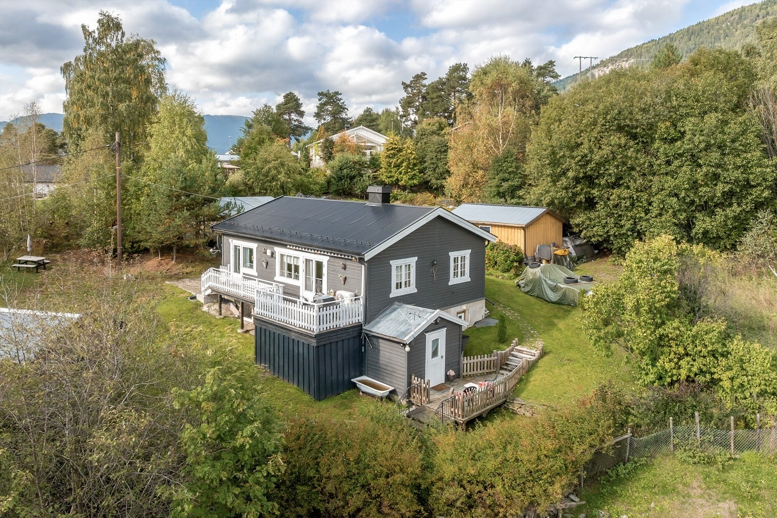 Eiendomsmegler 1 Lillehammer og Gudbrandsdal presenterer Tjodvegen 38! Foto: Ivar Flagestad. Galleribilde