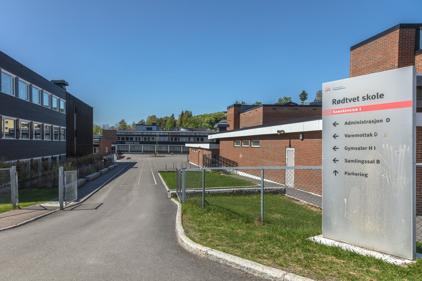 Rødtvet skole ligger rett i nærheten Galleribilde