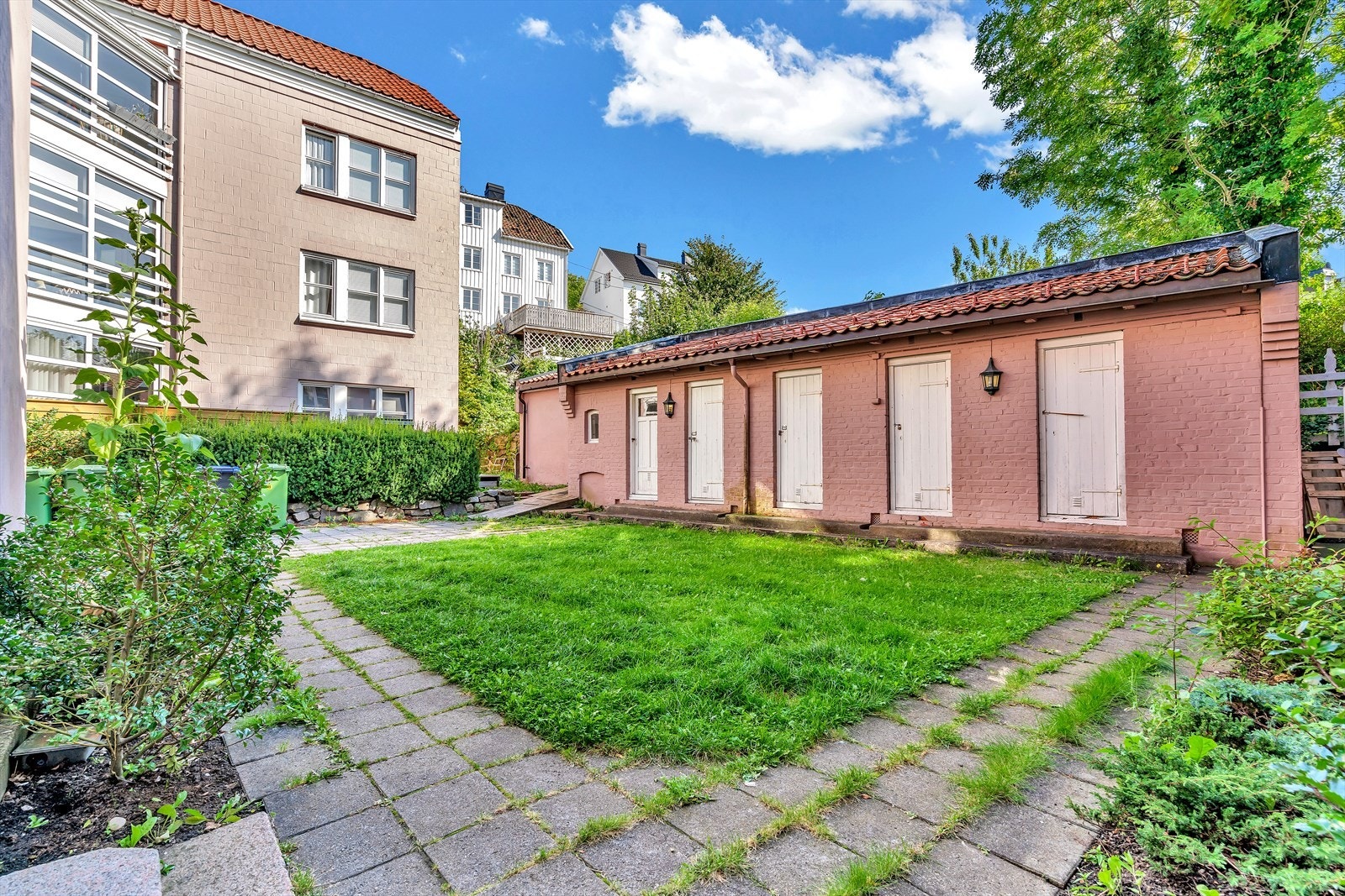 Med leiligheten følger det utvendig bod Galleribilde