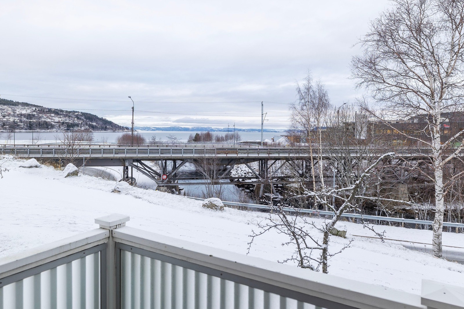 Utsikt fra veranda Galleribilde