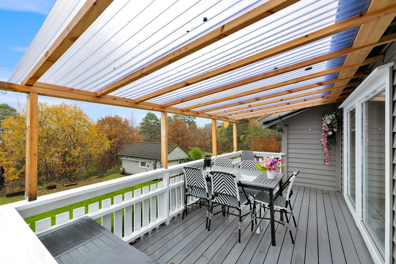 Overbygd terrasse Galleribilde