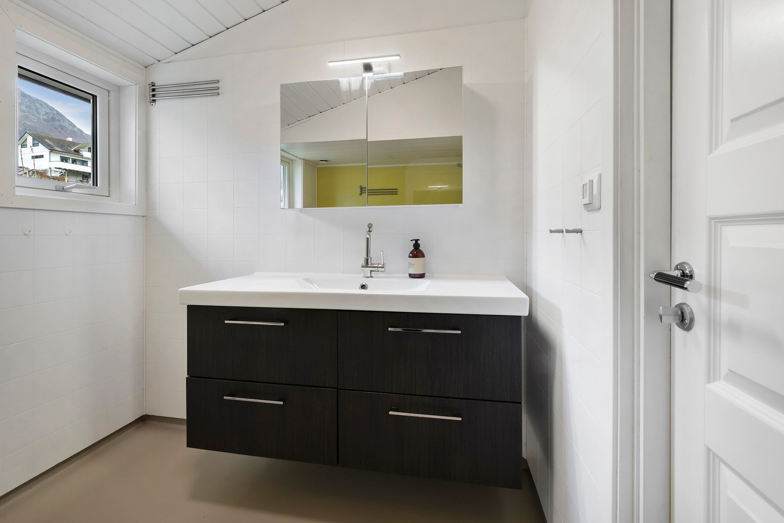 Bad i hovedetasje Galleribilde