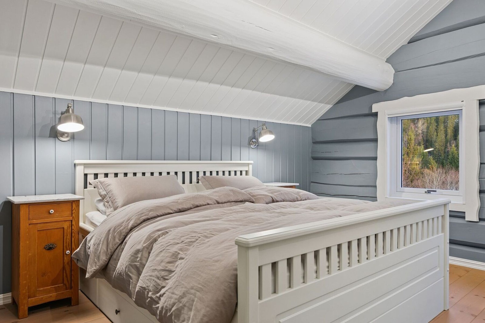 Det største soverommet måler hele 17,5 kvadratmeter. Galleribilde