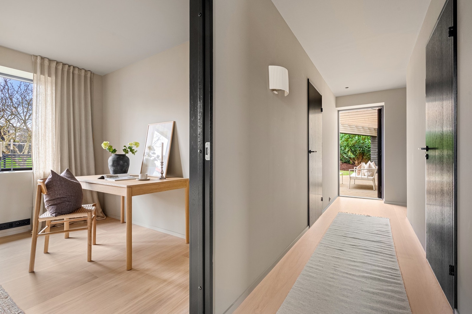 Gangen som skiller "voksenavdelingen" og "barneavdelingen". Galleribilde