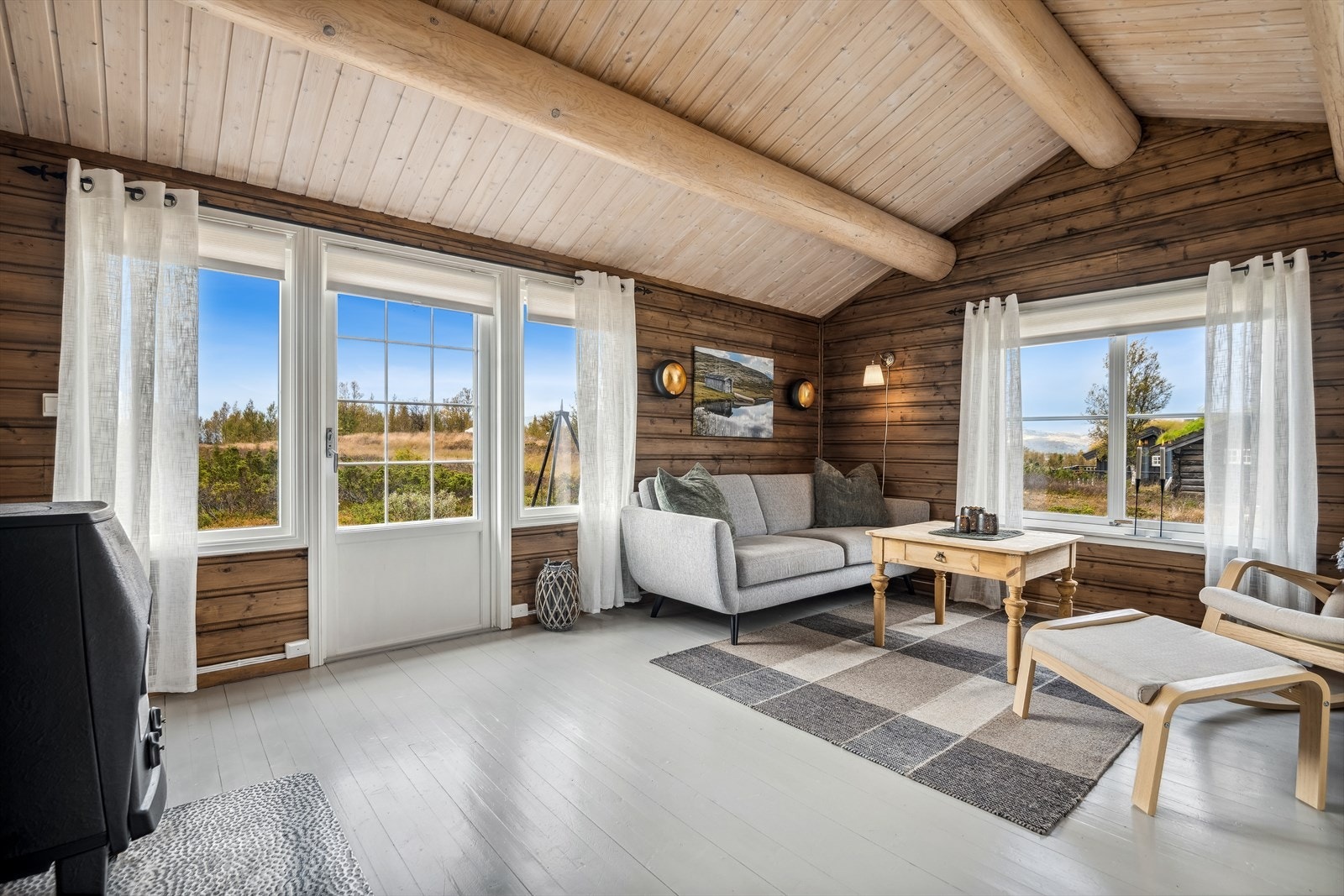 Fra stue er det utgang til platting. Galleribilde