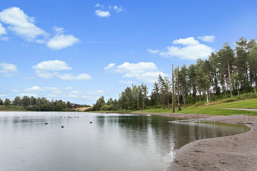 Nordbytjernet er et av de flotteste friluftsområdene i Ullensaker med beliggenhet med kort vei fra Jessheim sentrum. Galleribilde