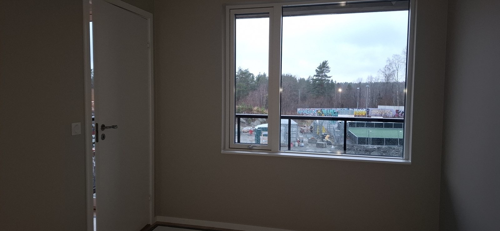 Lyst soverom - Foto fra førbefaring 04.12.25 Galleribilde