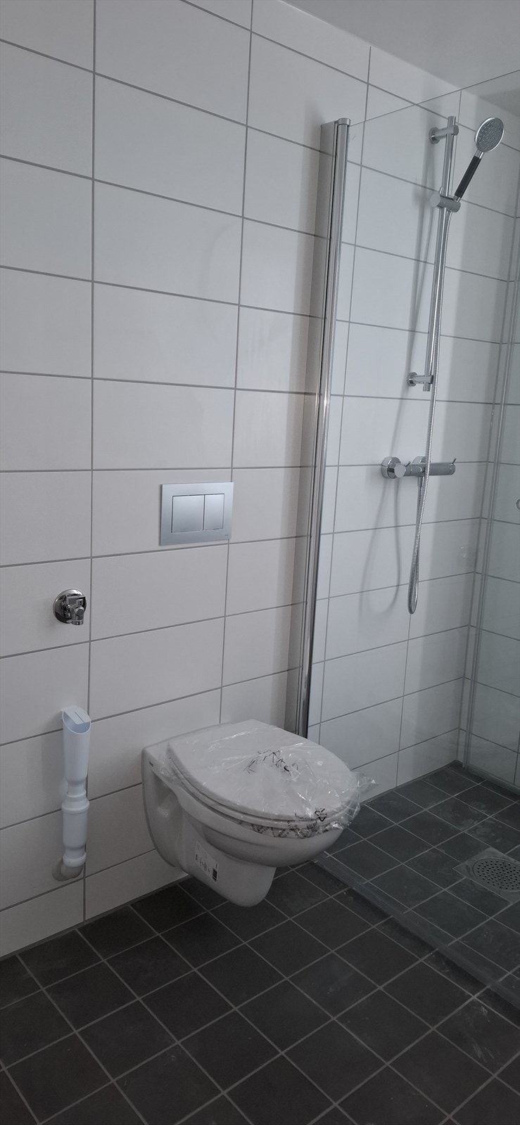 Pent flislagt bad - Foto fra førbefaring 04.12.25 Galleribilde