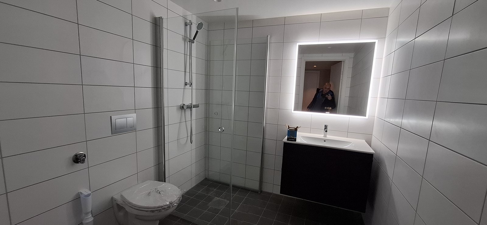 Pent flislagt bad - Foto fra førbefaring 04.12.25 Galleribilde