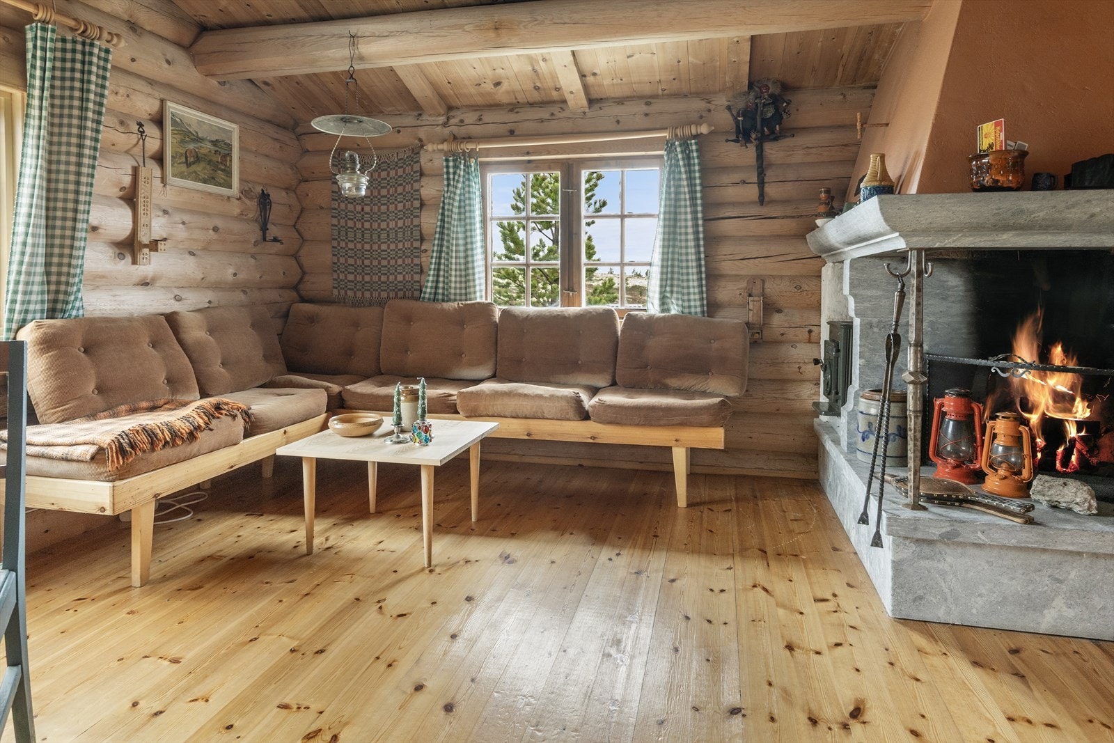 Lun og trivelig stue. Galleribilde