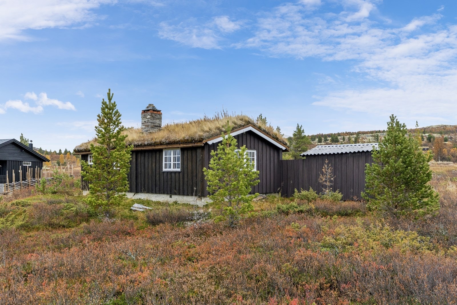 Hytte med fin beliggenhet i Skarsætrin på Høvringen. Galleribilde