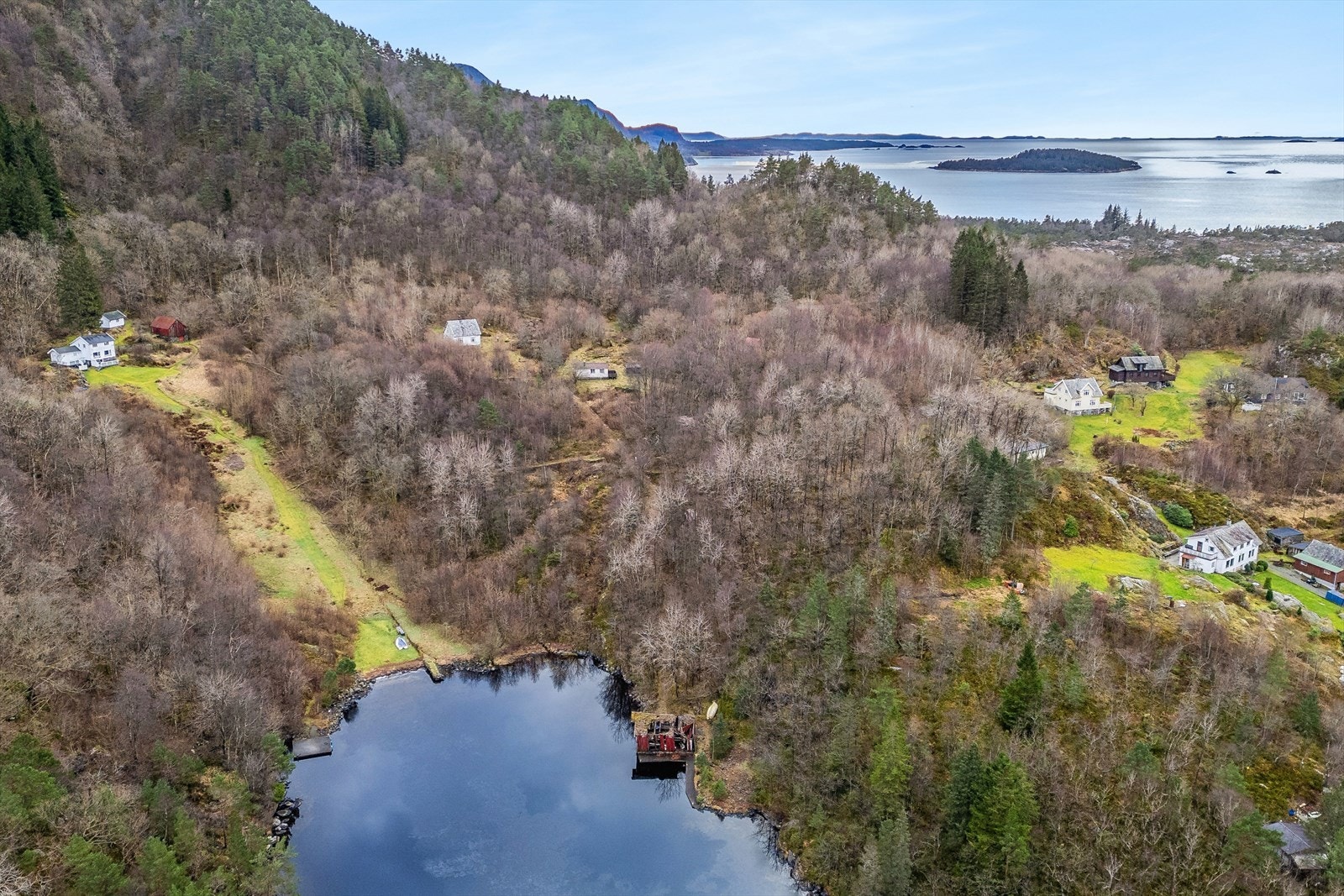 Idyllisk beliggenhet på Borgøy, en bilfri øy i Tysvær kommune! Galleribilde