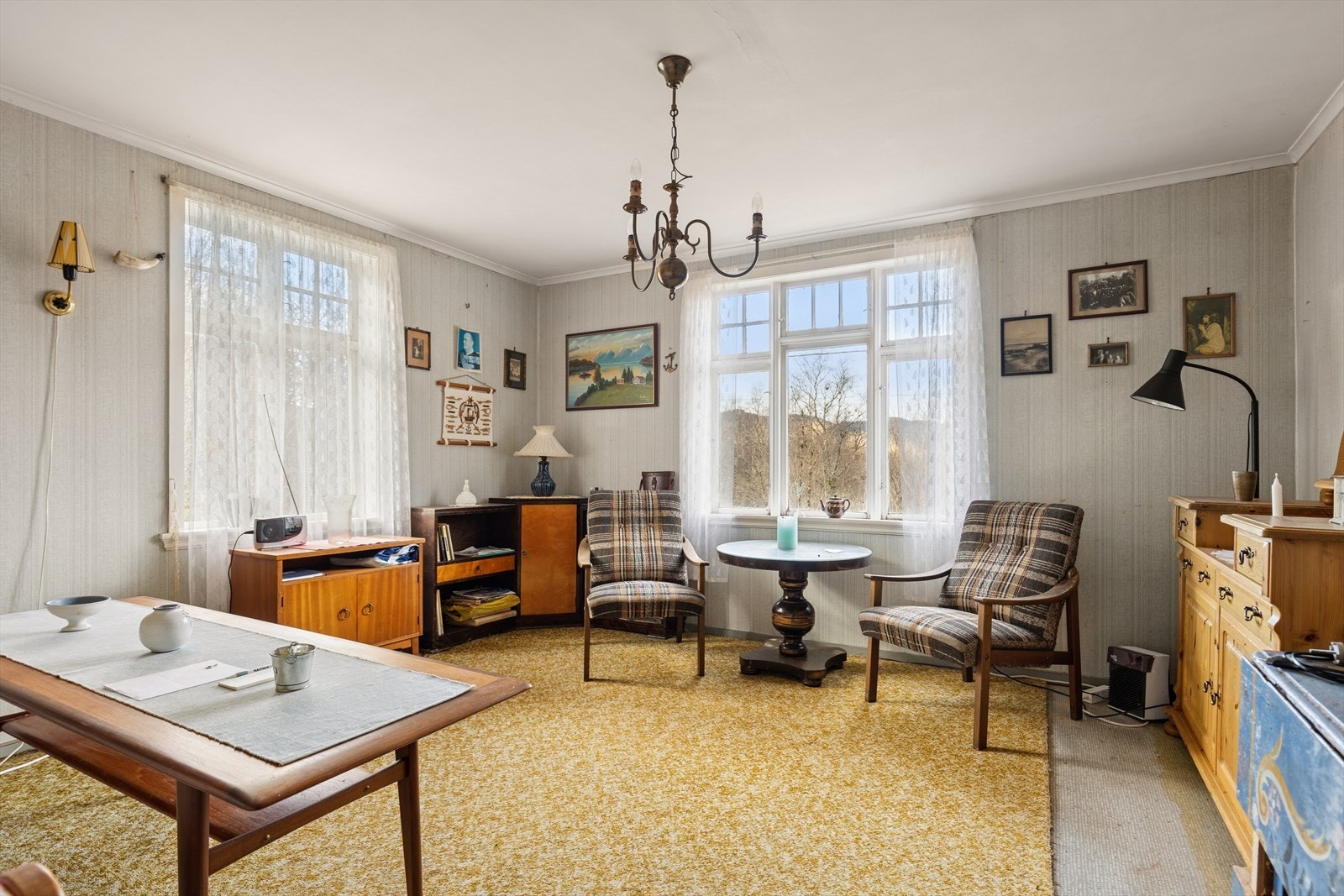 Våningshuset har et internt bruksareal på 104 kvm. Galleribilde