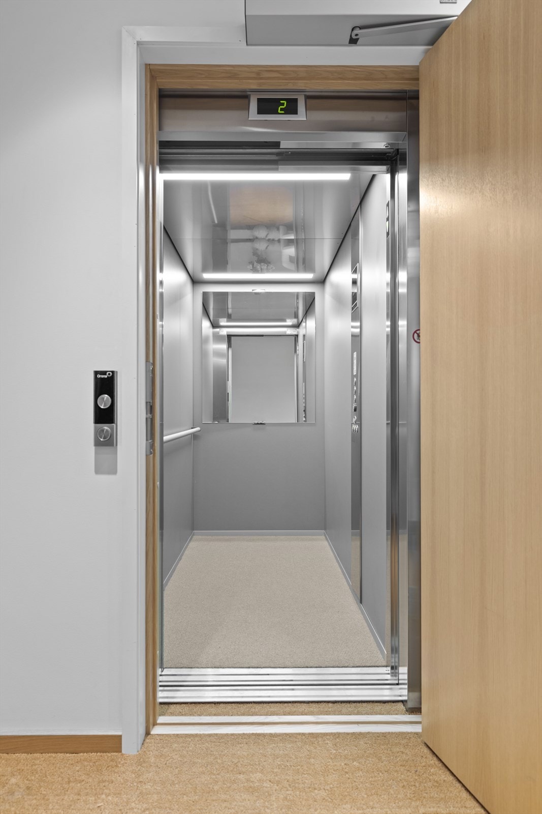 Heisadkomst rett inn i leiligheten. Galleribilde