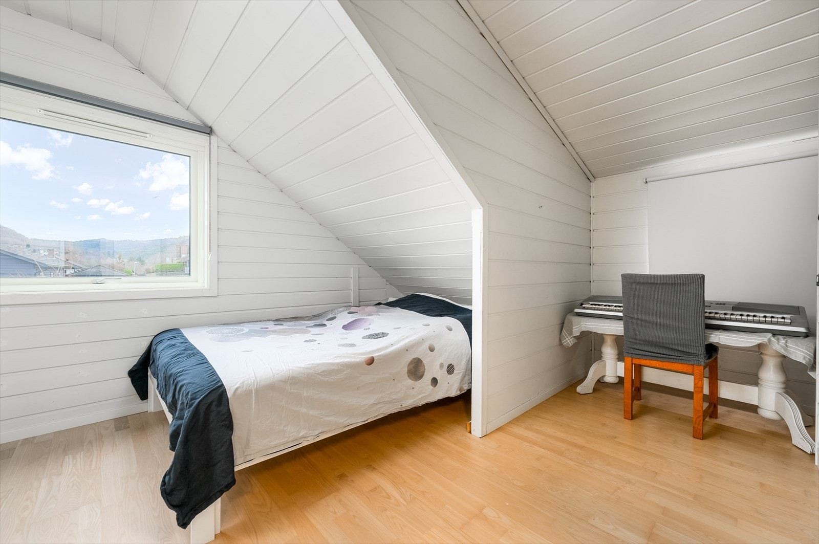 2etg Soverom1 Galleribilde