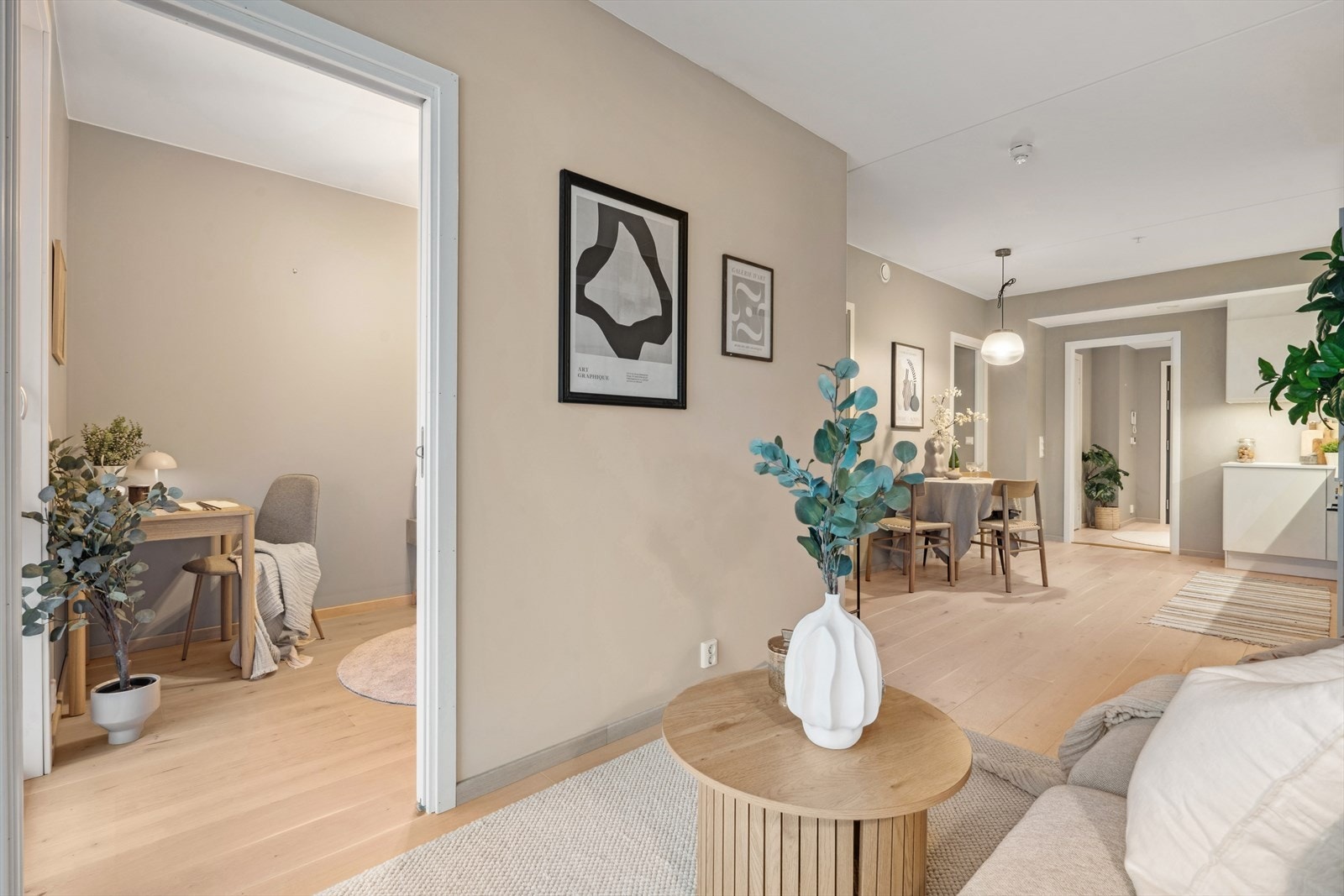 Takhøyde på 2,59 m. Galleribilde